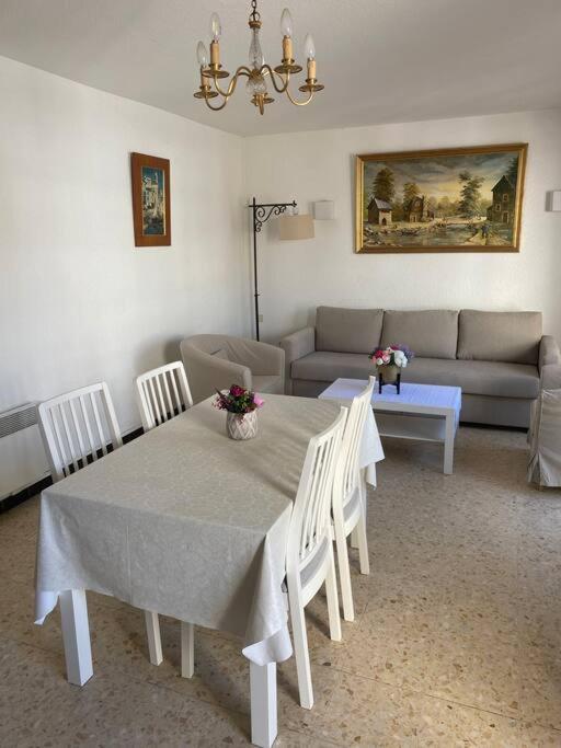 Maison Proche Plage Canet-en-Roussillon Exterior photo